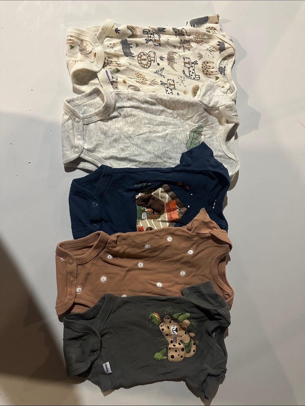 NEWBORN CLOTHES